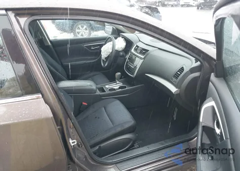 2016 Nissan Altima 2.5/2.5 S/2.5 Sl/2.5 Sr/2.5 Sv from USA, damaged, VIN 1N4AL3AP5GN335878